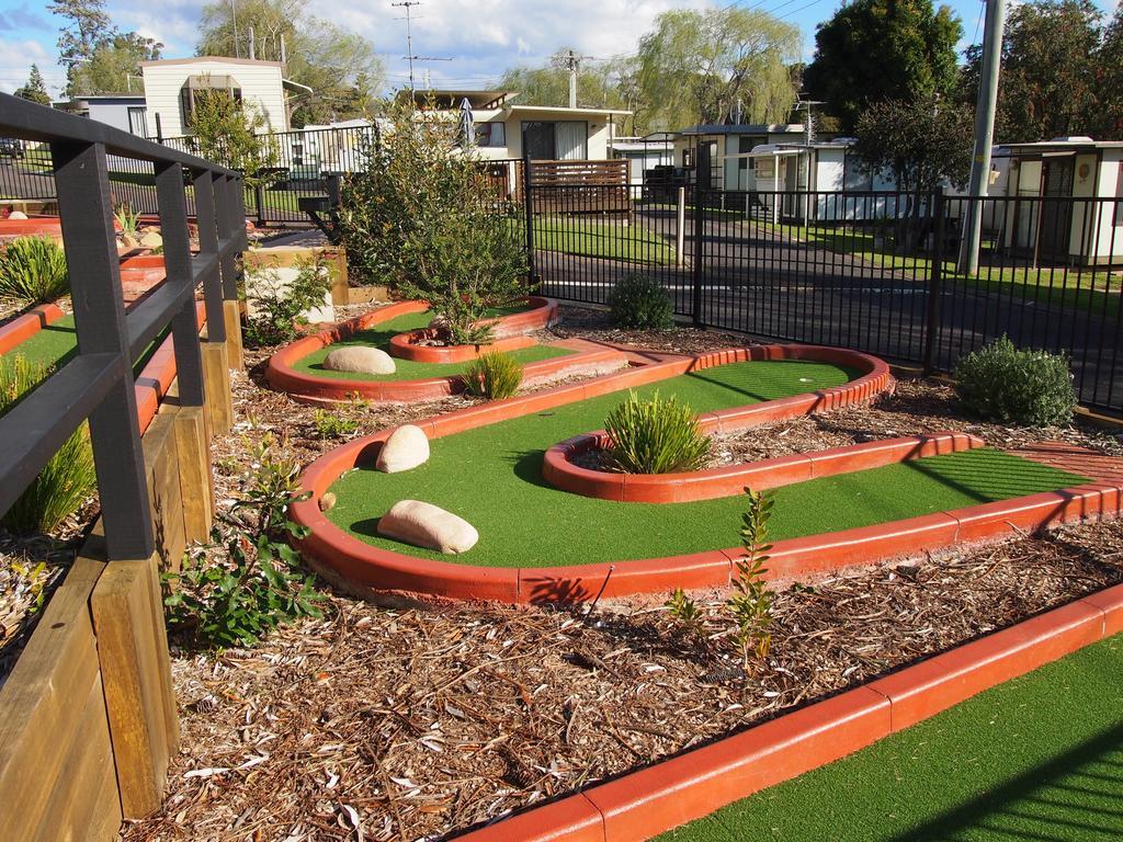 Pleasurelea Tourist Resort & Caravan Park Batemans Bay Dış mekan fotoğraf